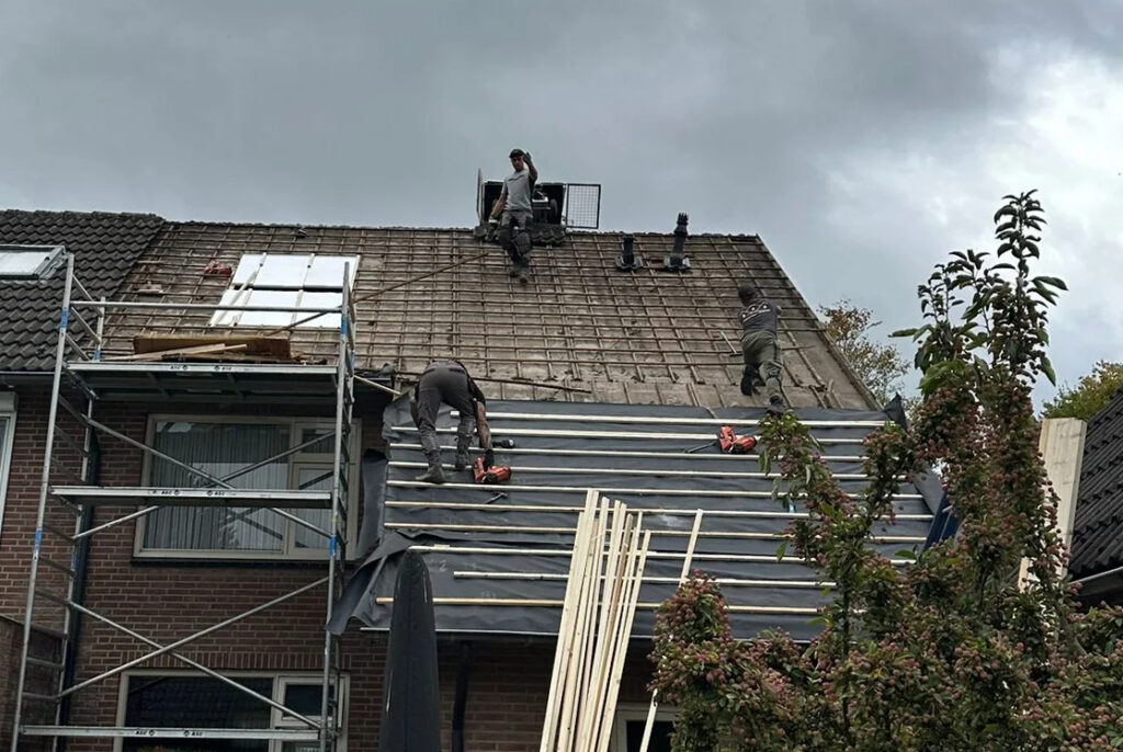 Dakrenovatie - Dakdekker Woerden